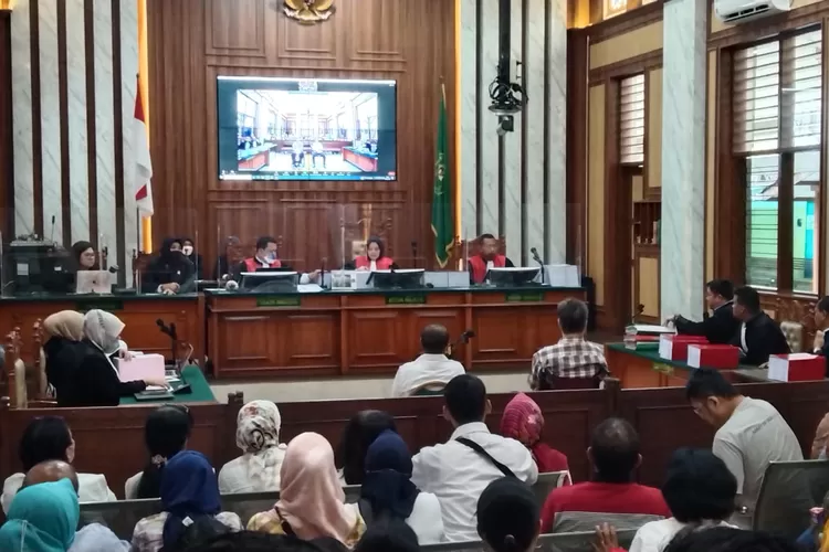 Sidang lanjutan kasus Koperasi Simpan Pinjam Sejahtera Bersama (KSP SB).