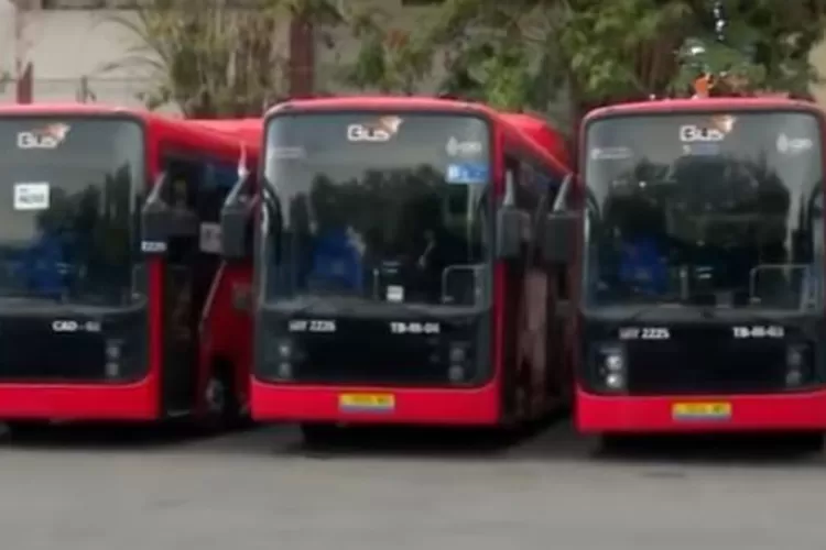 Bus Listrik bekas G-20 terbengkalai di Surabaya dan Bandung  (Youtube CNN Indonesia)