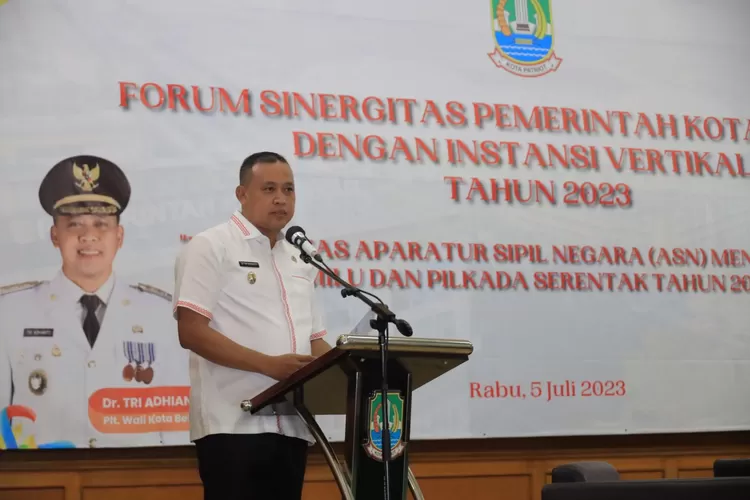 Plt Wali Kota Bekasi Tri Adhianto. (Pemkot Bekasi)