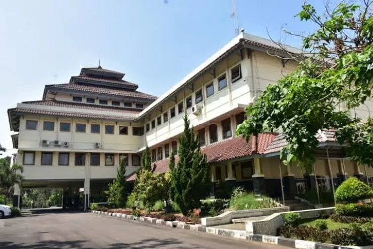 Daftar Jurusan Kuliah Terbaik di Indonesia (itb.ac.id)