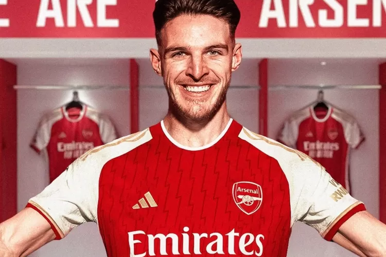 Declan Rice dikabarkan akan segera merapat ke Arsenal.  (Twitter/@FabrizioRomano)