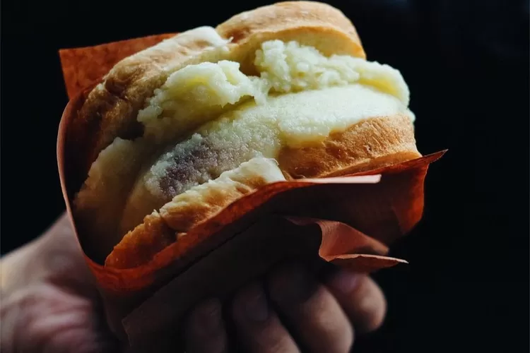 Kenikmatan Es Krim Durian Doto yang Terasa Pulen Saat Dilumat, Sensasinya Bikin Ketagihan (Instagram @genduttapihepi)