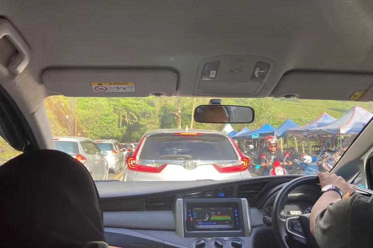 Khansa dan Kamil Ternyata Gunakan Mobil Toyota Kijang Innova Jajal Cianjur ke Jakarta&nbsp; (Harian Haluan/Khansa Fitria)