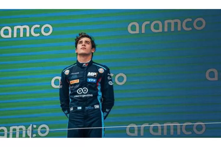  Franco Colapinto menang di Sprint Race Formula 3 di Silverstone (williamsf1.com)