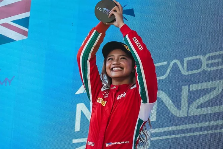 Pembalap wanita Filipina menang balapan F1 Academy di Italia (f1academy.com)