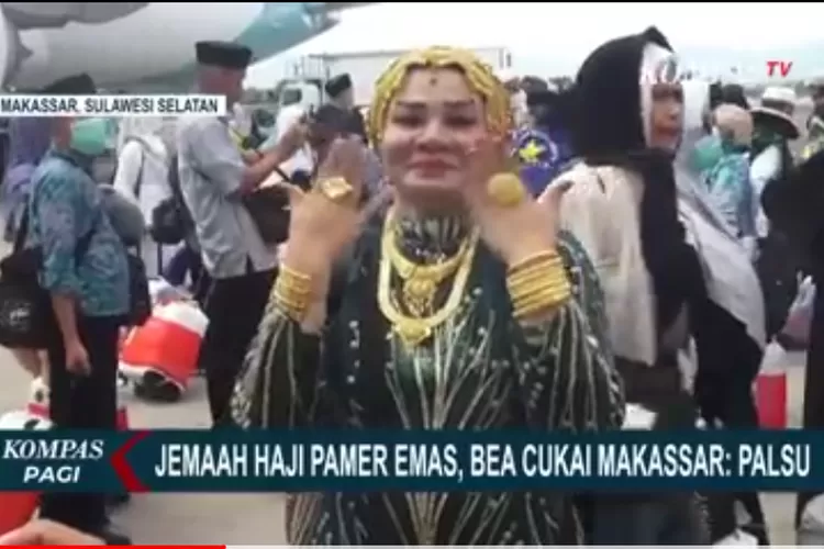 Jemaah haji tampak pamer emas 180 hram, dibidik bea cukai sebut emas tersebut palsu atau imitasi (Youtube Kompas)