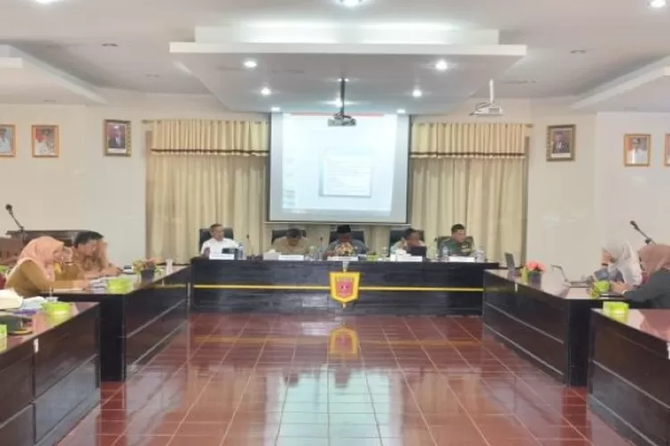 Pemerintah Pusat Responsif Terhadap Masalah Hipertropik Danau Maninjau Sumatera Barat ( Pemda Agam)