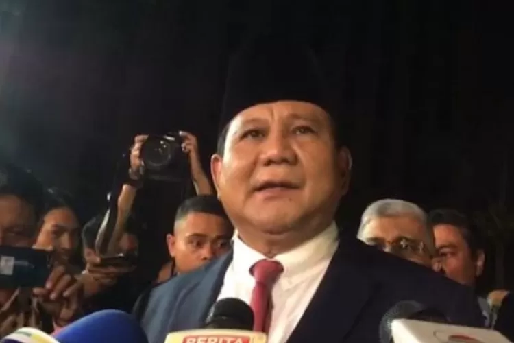 Nama capres dari Partai Gerindra Prabowo Subianto naik di survei terbaru LSI Deny JA (Suara.com)