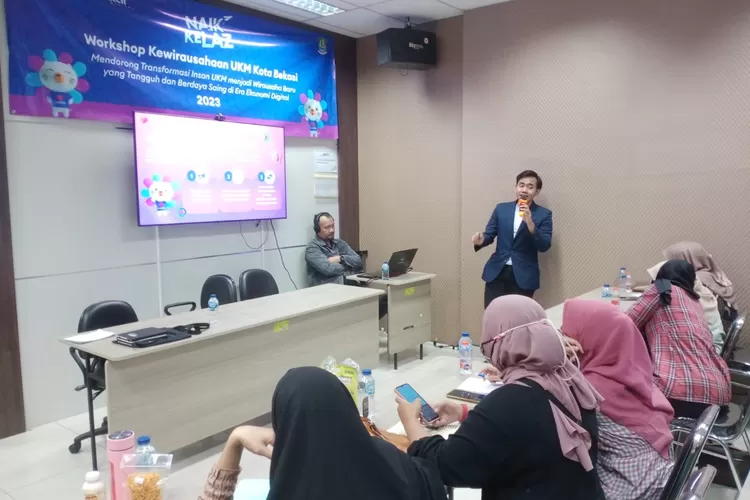Workshop kewirausahaan terhadap 30 pelaku UKM di Kota Bekasi. (Pemkot Bekasi)