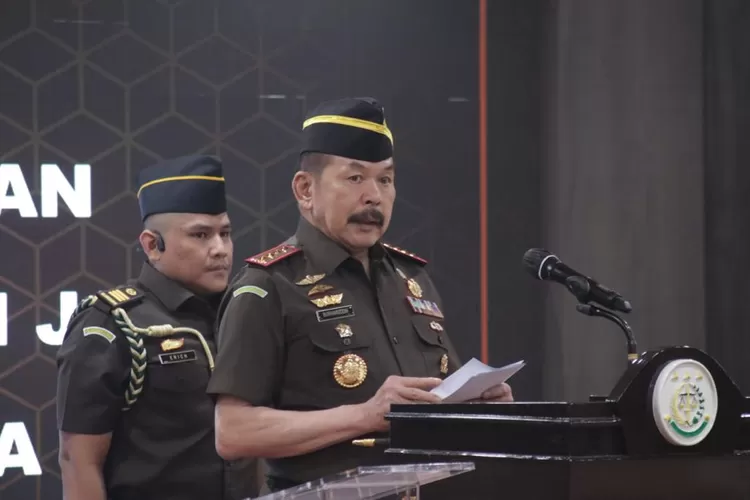 Jaksa Agung ST Burhanuddin berpesan ke Jampidmil agar tangani perkara profesional