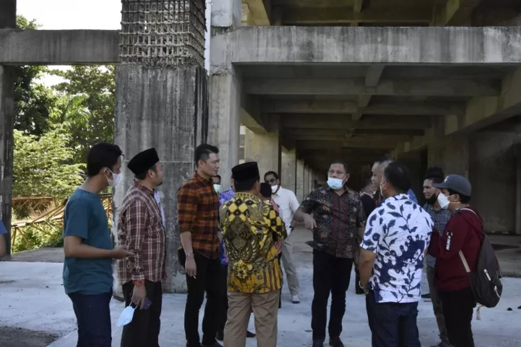 Gedung kebudayaan Sumatera Barat mangkrak akibat kasus korupsi (dprd.sumbarprov.go.id)