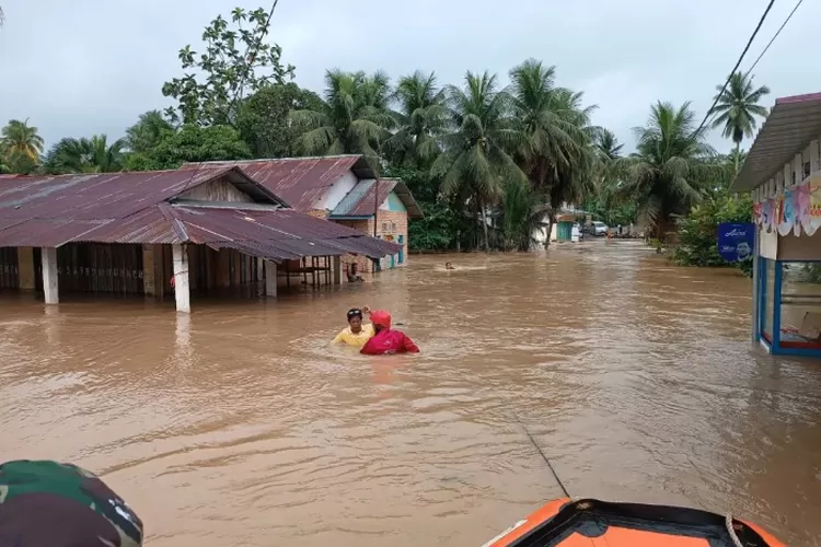 Bencana hidrometeorologi basah landa tiga wilayah Sumatera Barat (Badan Nasional Penanggulangan Bencana (BNPB) )
