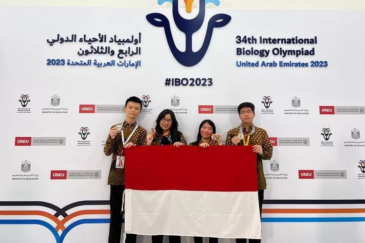 Empat Pelajar Indonesia Raih Medali Olimpiade Biologi Internasional ...