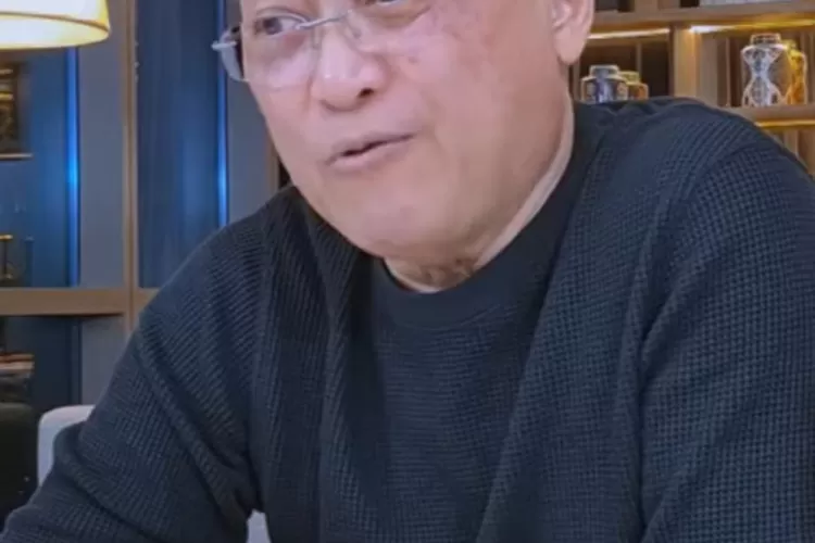 Mario Teguh  (Instagram @marioteguh)