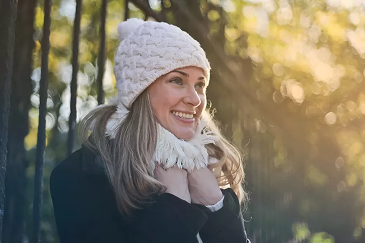 Illsutrasi atasi badan menggigil tapi tidak demam ternya ini loh gejalanya! (pexels/andrea-piacquadio)