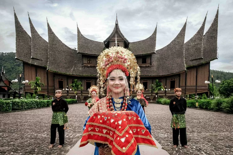Mitos mengenai orang Minang (Indonesia.go.id)