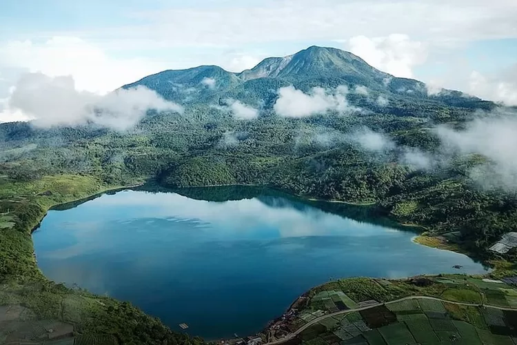 Liburan ke Danau Talang Wisata Alam yang Indah di Solok Sumbar, Banyak Aktivitas untuk Para Wisatawan Loh!/ Native Indonesia