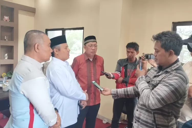 ICMI Sumsel gelar diskusi bahas fenomena LGBT yang meresahkan. Hadirnkan narasumber  Prof Dr Muhammad Irfannudin dan Dr Nurkhalis, MA di Sekrtariat ICMI Sumsel di  Jalan Bidar, Kampus Palembang, Sabtu (15/7/2023) (nasir)