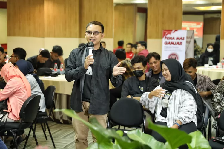 Alumni Muda dan Akademisi Undip, Unnes, &amp; UNS Deklarasikan Dukungan untuk Ganjar Pranowo