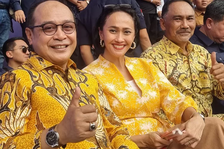 Rizal Mallarangeng, Supriansa dan Christina Aryani Petinggi Partai Golkar saat hadir di acara Apel Siaga Perubahan di SUGBK (HO/KLIKTIMES.COM)