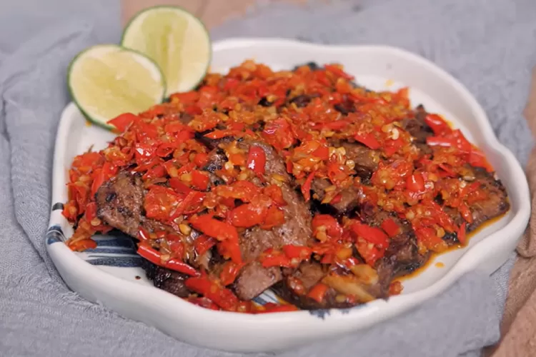 Resep dendeng batokok makanan khas Sumatera Barat (YouTube Ade Koerniawan)