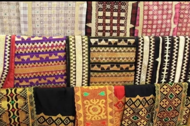 Mengenal Kain Tapis, Warisan Karya Tekstil Tradisional Asal Lampung/Sekitarlampung.com