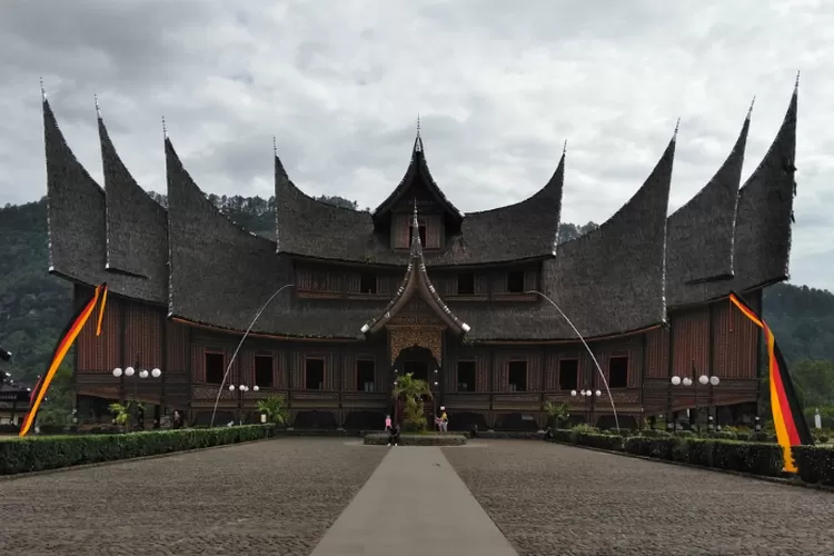 Sejarah perkembangan Islam di Tanah Minangkabau, Sumatera Barat