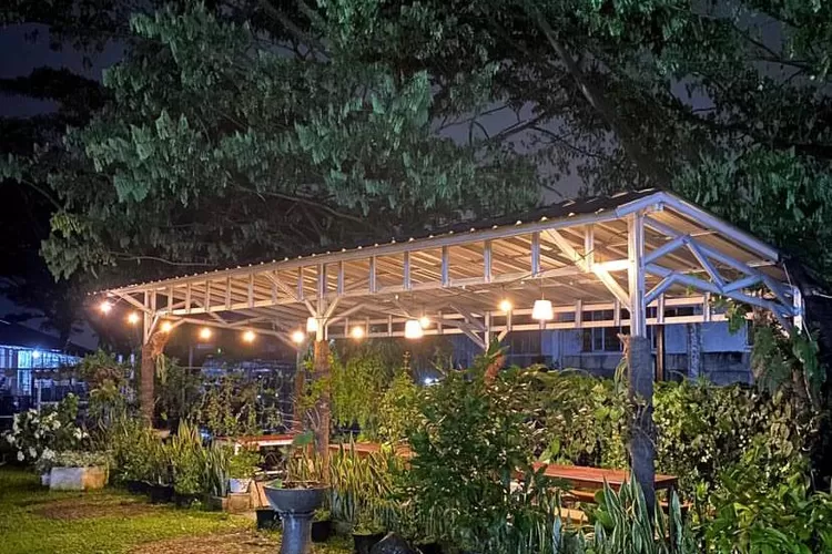 Cafe Outdoor Kebun Raya Bogor, Nongkrong Ditemani Pemandangan Kebun, Makanan Murah dan Lokasi Strategis/ Instagram