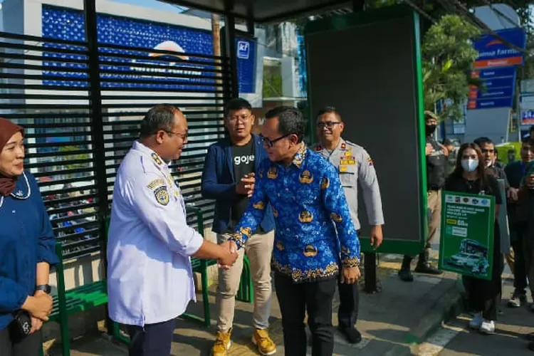 Foto Walikota Bogor bersama perwakilan Head of Districts, Gojek Bodetabek (Penulis : Febri Daniel Manalu)