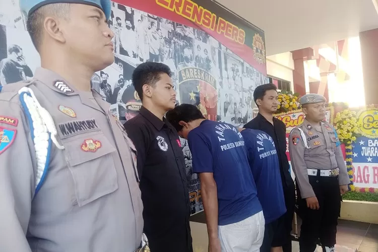 Kronologi Pembunuhan Driver Taksi Online Di Kertasari Bikin Tercengang ...