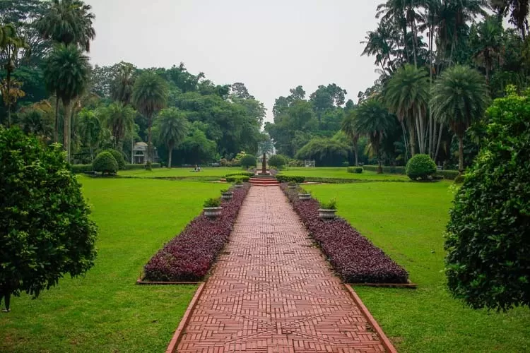 Cara Wisata ke Kebun Raya Bogor Naik KRL dan Angkot, Cocok untuk Liburan Murah Meriah (situs resmi)