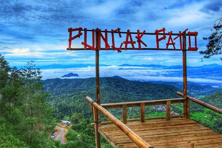 Deretan Keindahan Panorama Alam Puncak Pato di Batusangkar Bikin Wisatawan Terkesima