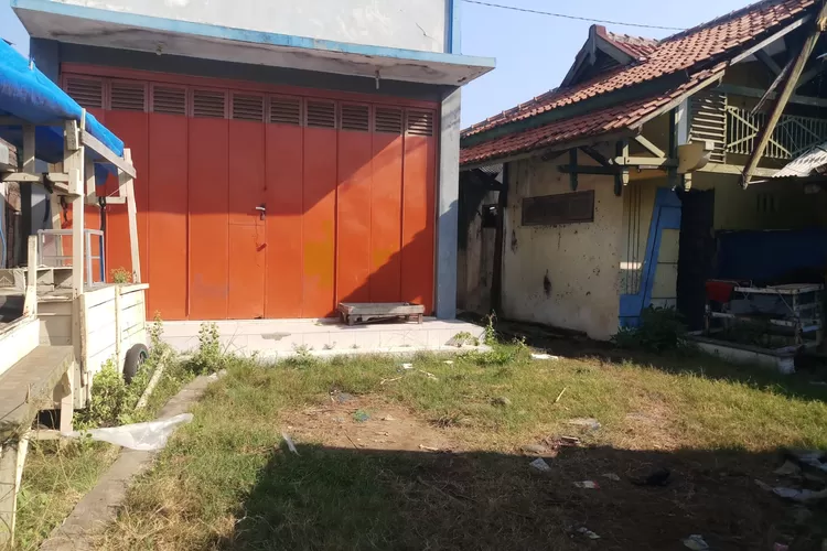 Penemuan mayat di gedunga kosong TPI Batang. Foto: dok