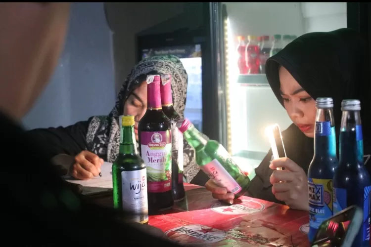 Razia Cafe Kareoke di Padang, Satpol PP Temukan Minol Golongan B  (IST)