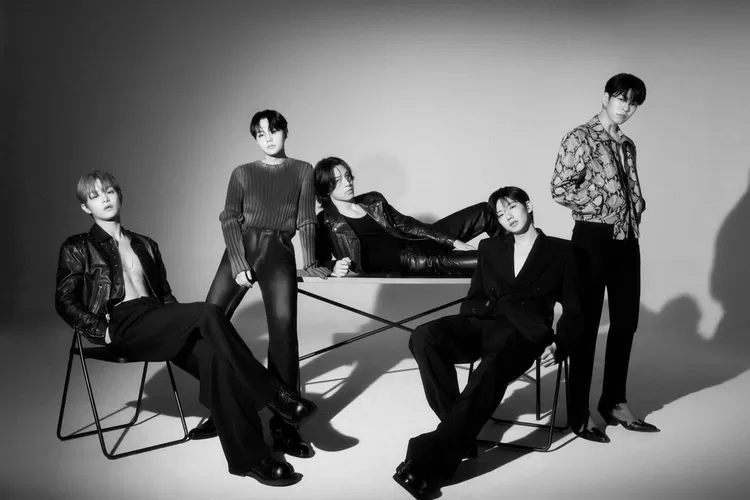 TREASURE T5 majalah W Korea (W Korea)