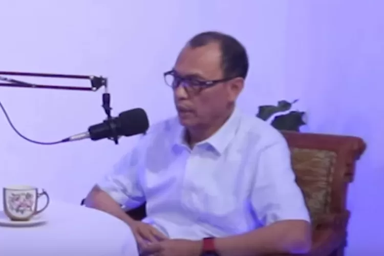 Mantan Bupati Kepulauan Mentawai Yudas Sabaggalet membatah hal tersebut (Youtube SOCUT)