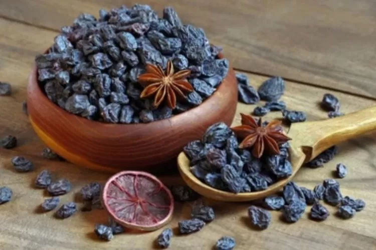 Kismis hitam memiliki banyak manfaat kesehatan, salah satunya untuk mencegah berkembangnya sel kanker 