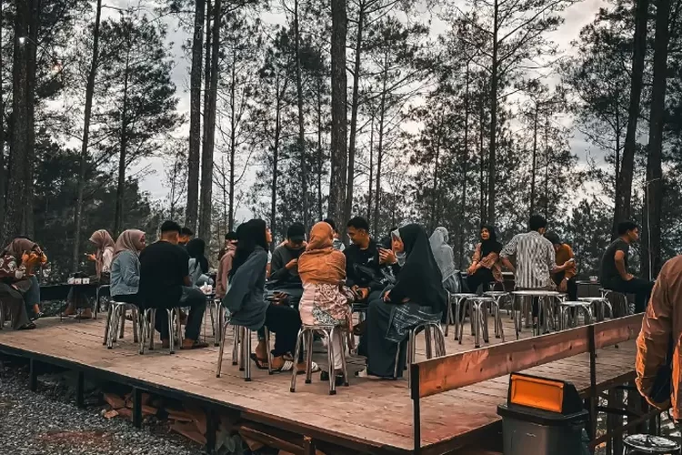 Folka Coffee dan Cultural Space Sikabu jadi tempat nongrong viral di Payakumbuh (Instagram/@folka.space)