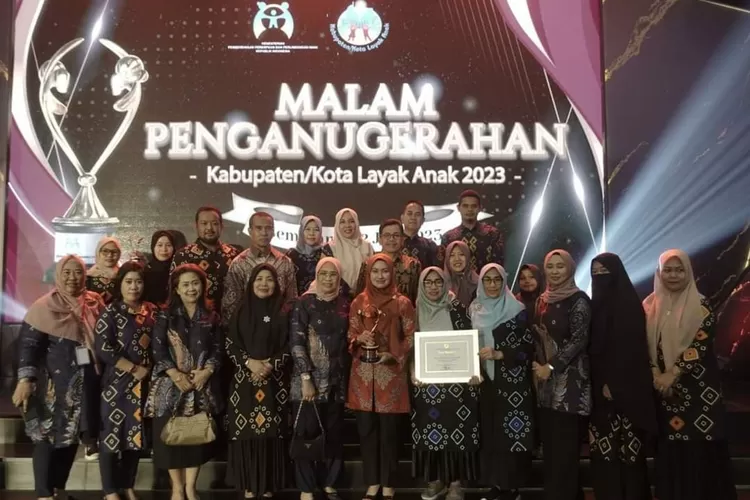 Naik Kelas, Luwu Utara Terima Penghargaan Kabupaten Layak Anak Kategori Nindya (Dok. LHR)