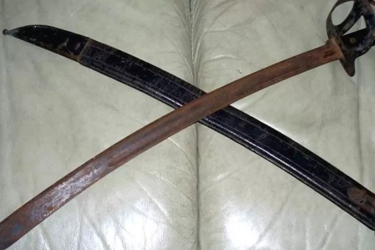 Ruduih, senjata tradisional MInangkabau.
