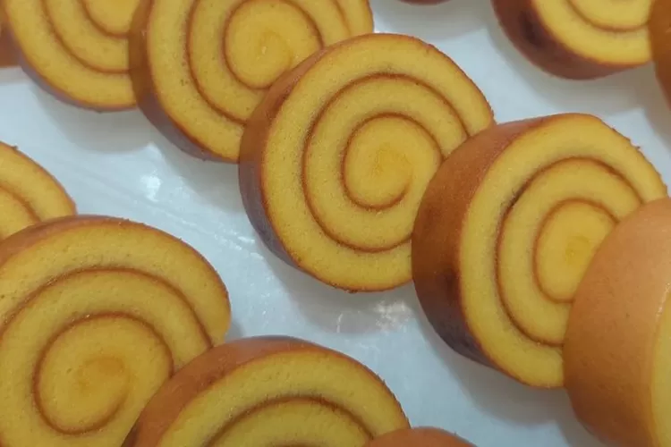 Resep Kue Lapis Legit Gulung Premium Cantik Dan Super Lembut ...