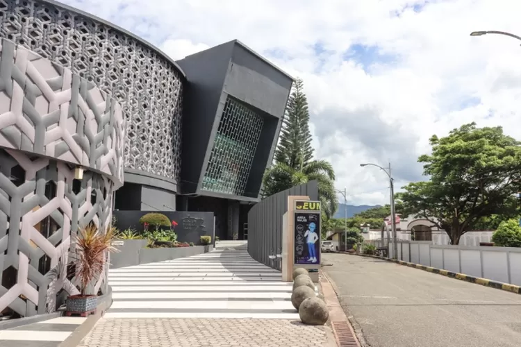 Wisata Edukatif dan Harga Tiket Masuk Terjangkau Tak Lebih dari Rp15 Ribu, Berikut 5 Museum Terkenal di Aceh (museumtsunami.acehprov.go.id)