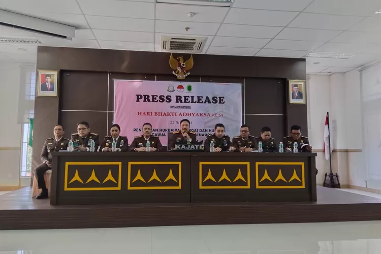 Kejaksaan Tinggi (Kejati) Sumatera Barat saat jumpa pers terkait kasus korupsi sapi bunting (harianhaluan.com - Jefrimon)