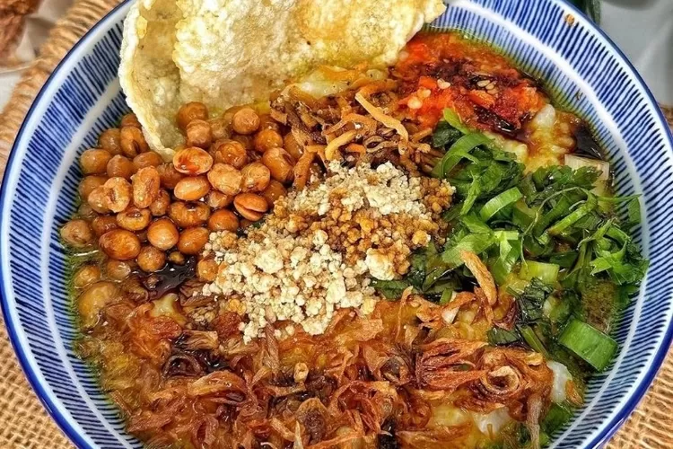 5 Rekomendasi Sarapan Enak Di Surabaya Mulai Pecel Hingga Bubur Ayam