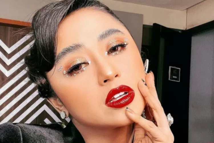 Dewi Perssik. Foto/Instagram (Foto/Instagram)