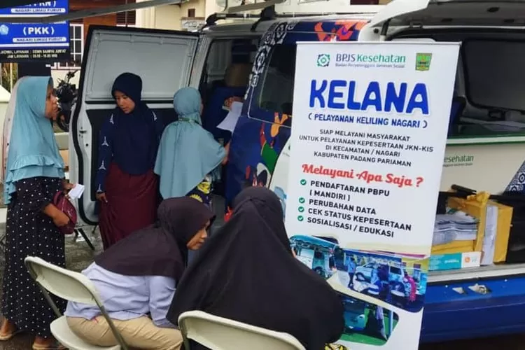 Warga di Padang Pariaman begitu antusias menyambut layanan Mobile Customer Services  (MCS) BPJS Kesehatan.