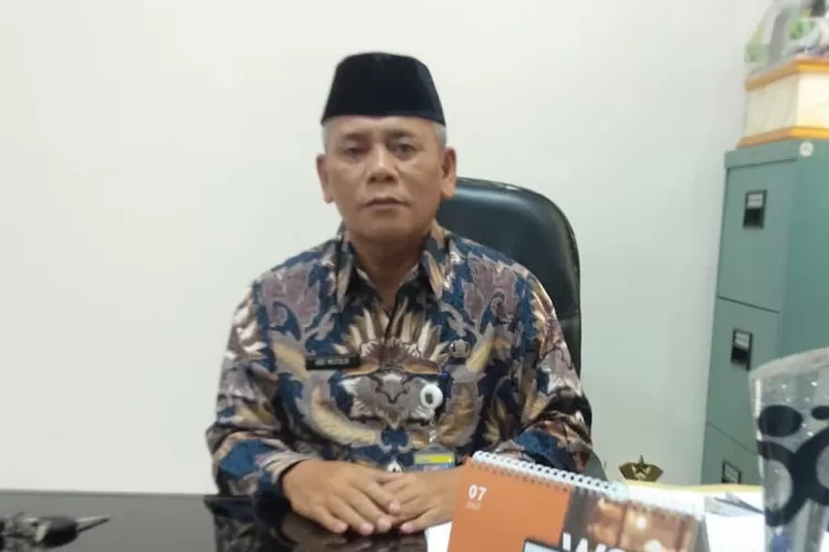Camat Tapos, Abdul Mutolib (ADIKA EKA/RADAR DEPOK)