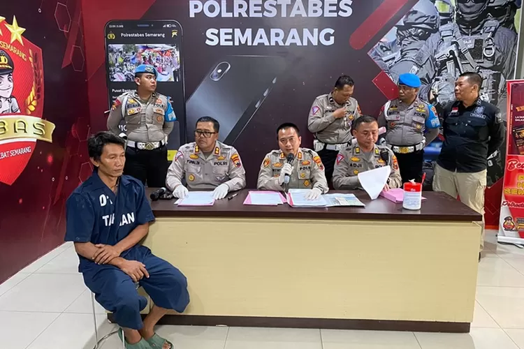 Sopir truk tangki air ditetapkan tersangka karena menyebabkan kecelakaan di Jatibarang Semarang.  (Ayosemarang.com/ Audrian Firhannusa)