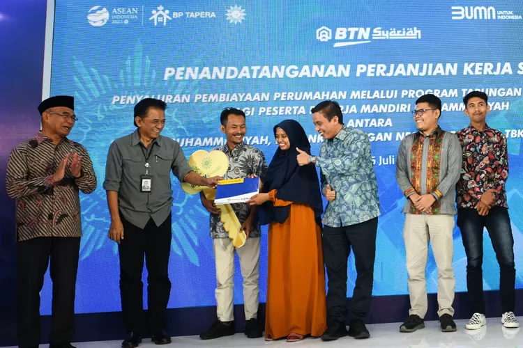 Pelaksanaan Penyaluran Pembiayaan Perumahan Melalui Program Tabungan Rumah Tapera bagi Peserta Pekerja Mandiri Muhammadiyah.q (BTN)