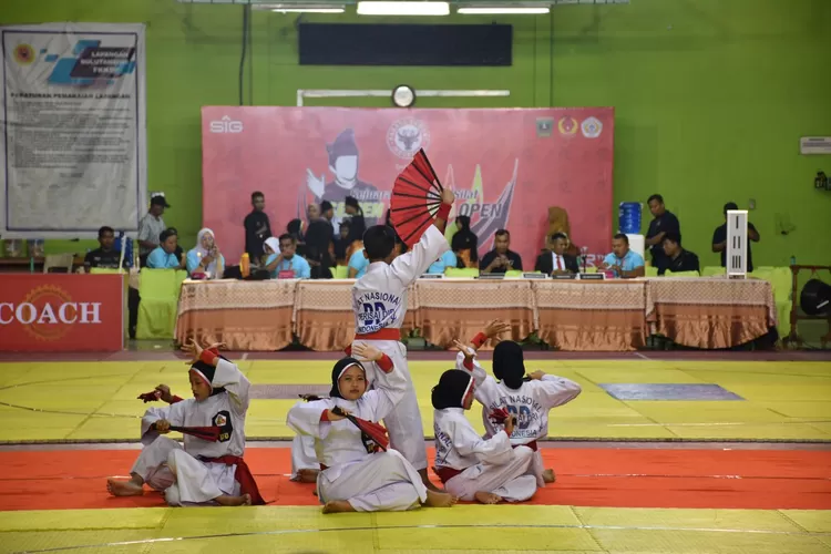 500 Pesilat Sumbar, Riau dan Jambi Ikuti Kejuaraan Pencak Silat Semen Padang Open 2023 (ist)